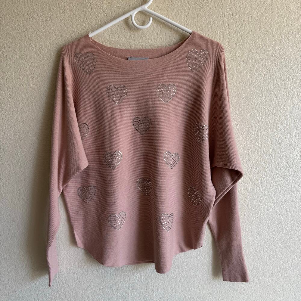 NWT Liv Milano Blush Shale Pink Rhinestone Heart Embellished Pullover Sweater M